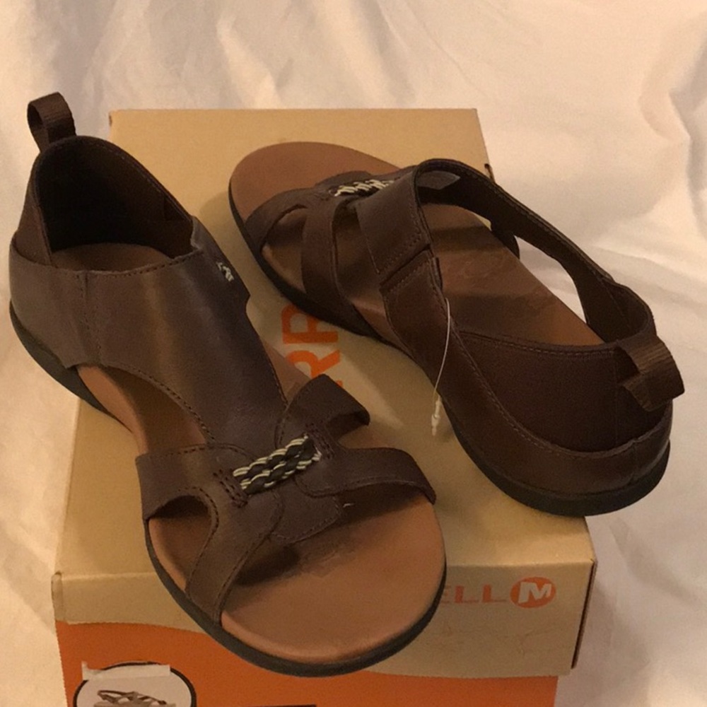 Brown Merrill Agave sandals